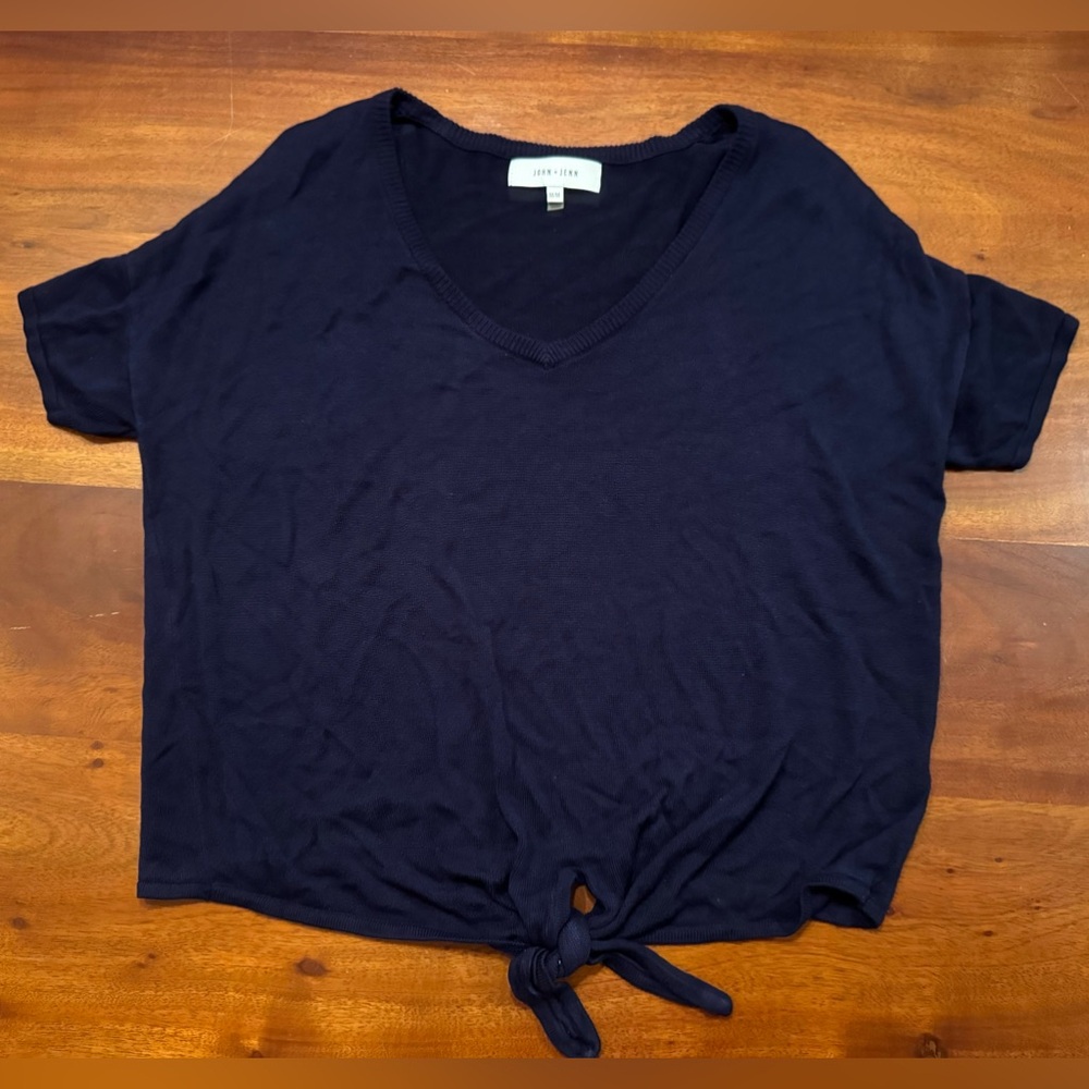John + Jenn Women’s Navy Short Sleeve Front Tie Knit Shirt Sz M